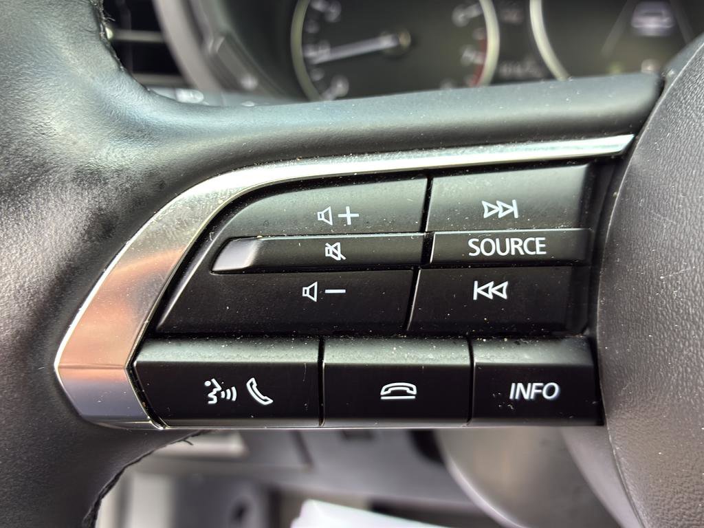Used 2025 MAZDA MAZDA3 s image 33