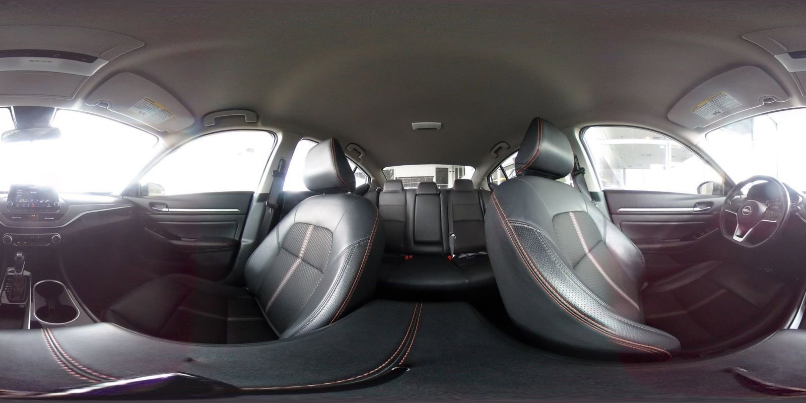 Used 2025 Nissan Altima 2.5 SR image 42