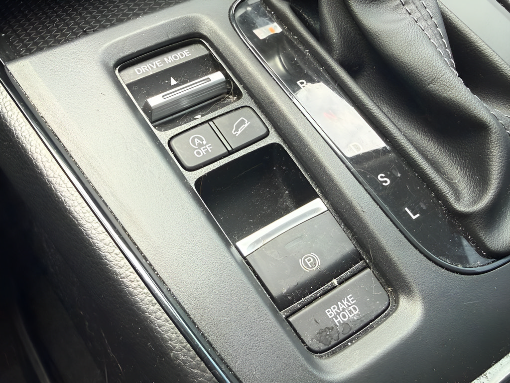 Certified 2024 Honda CR-V LX image 31