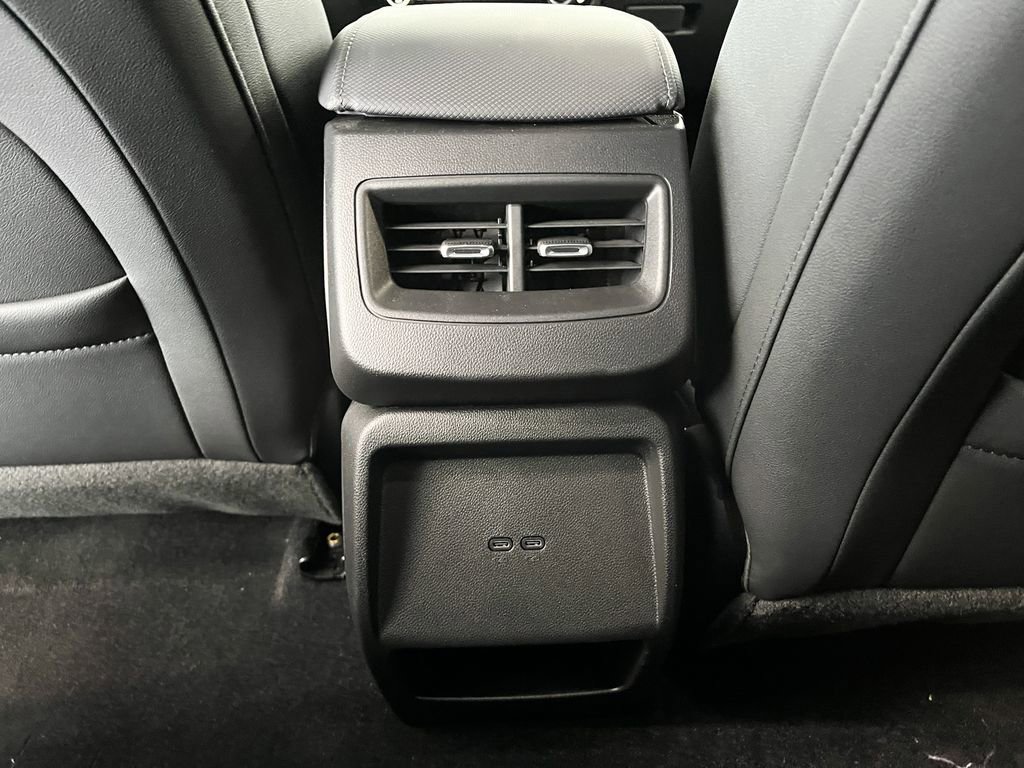 Certified 2024 Chevrolet Equinox EV RS image 29