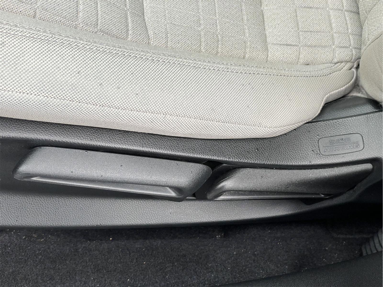 Used 2024 Honda HR-V LX image 21