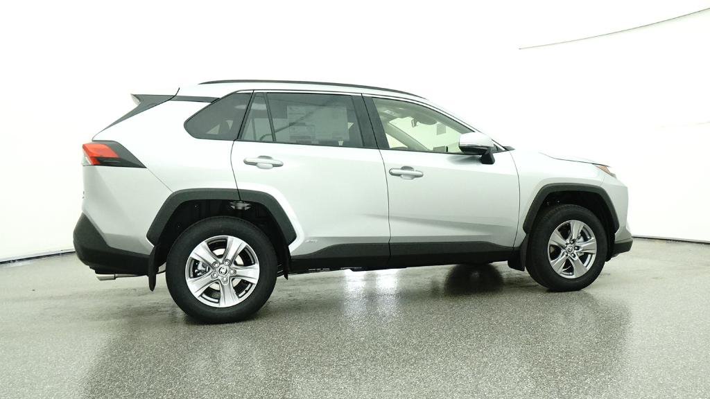 New 2025 Toyota RAV4 XLE AWD/4WD image 29