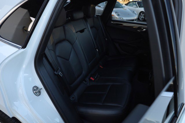 Used 2016 Porsche Macan S image 53