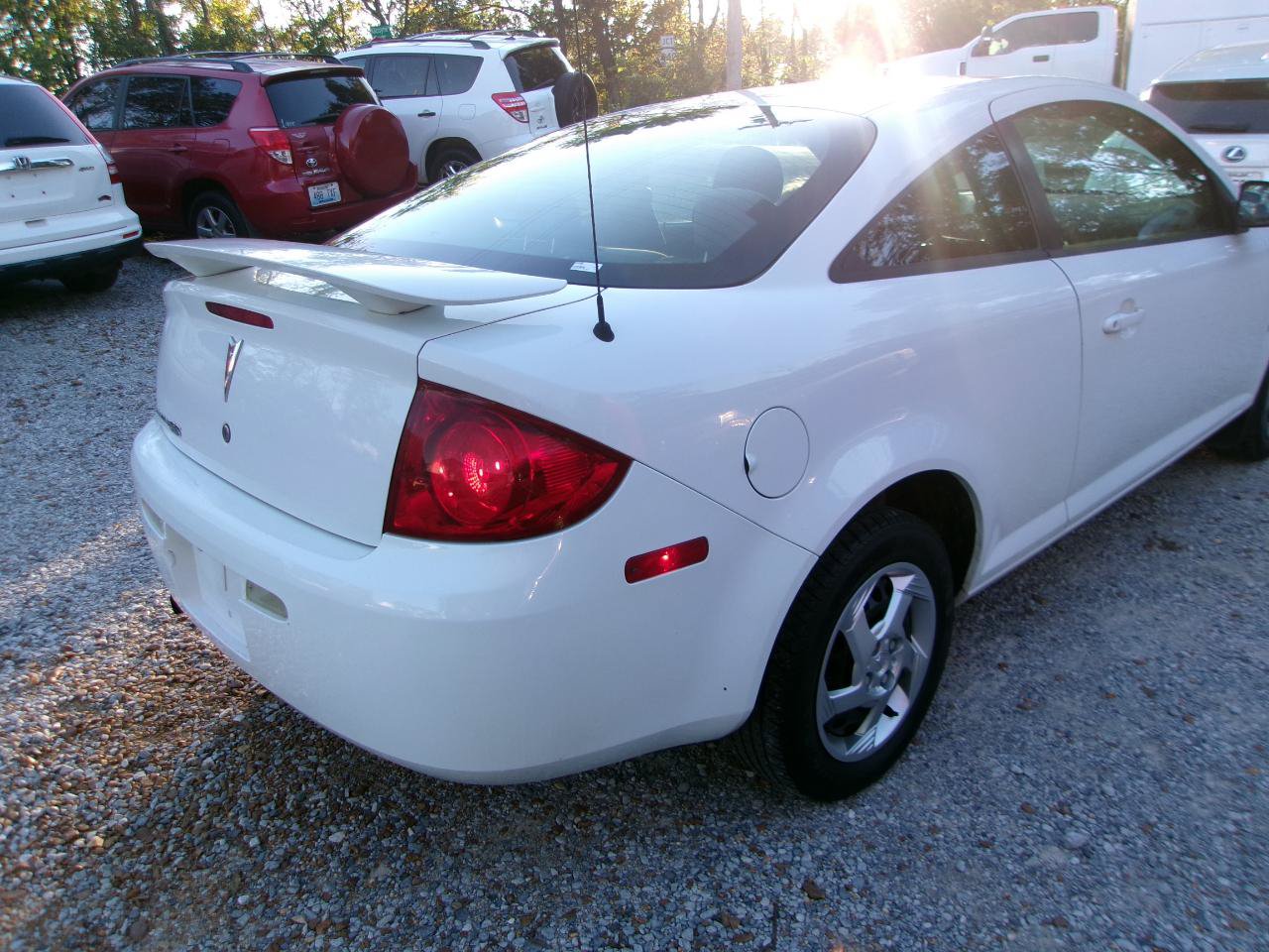 Used 2007 Pontiac G5 FWD image 15