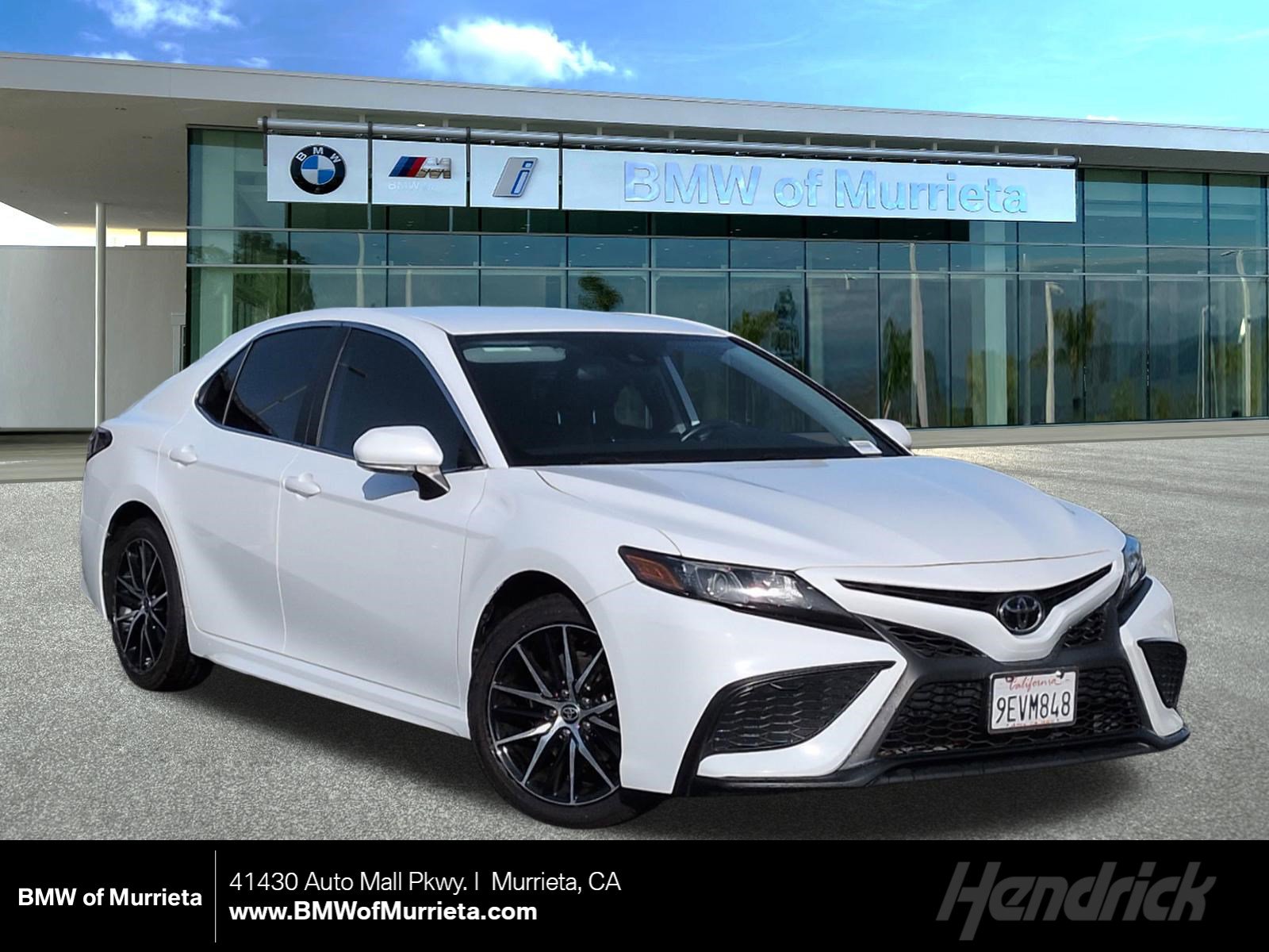 Used 2023 Toyota Camry SE image 1