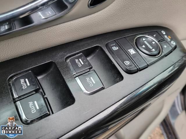 Used 2020 Kia Sedona SX image 21
