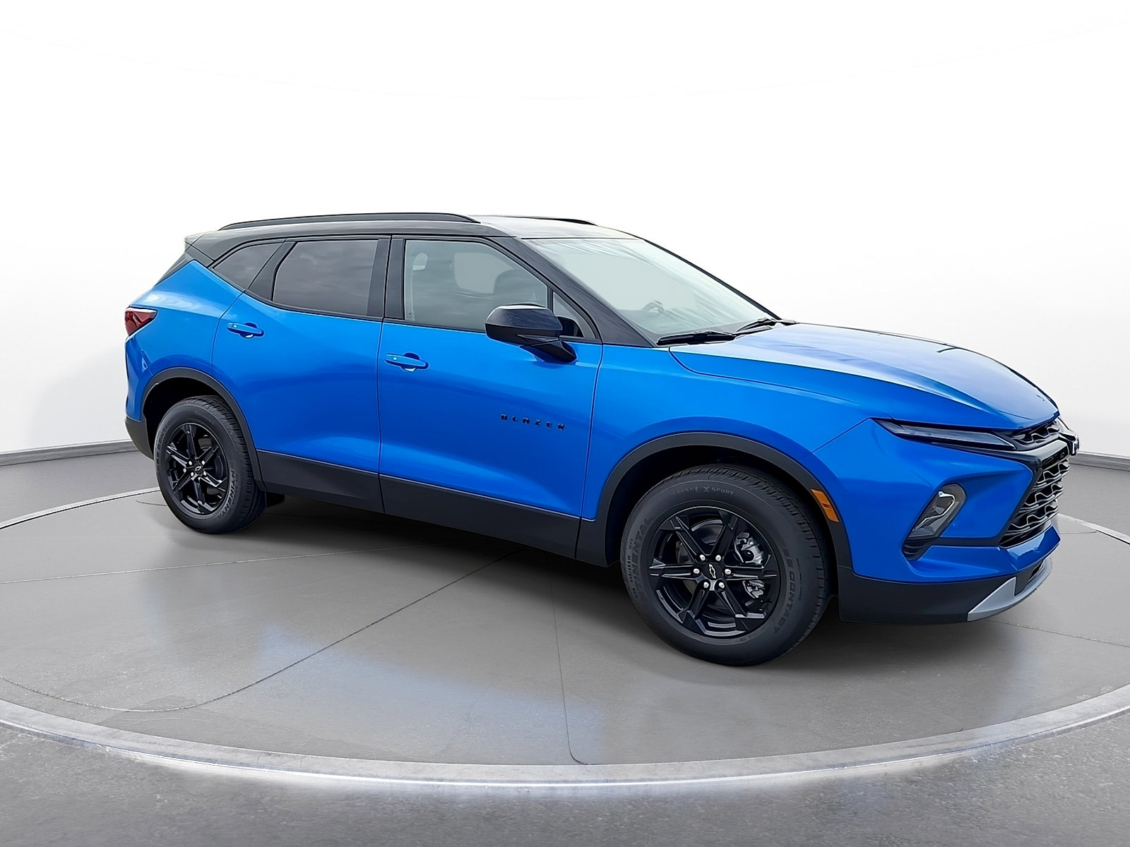 New 2026 Chevrolet Blazer LT w/ Midnight/Sport Edition AWD/4WD image 2