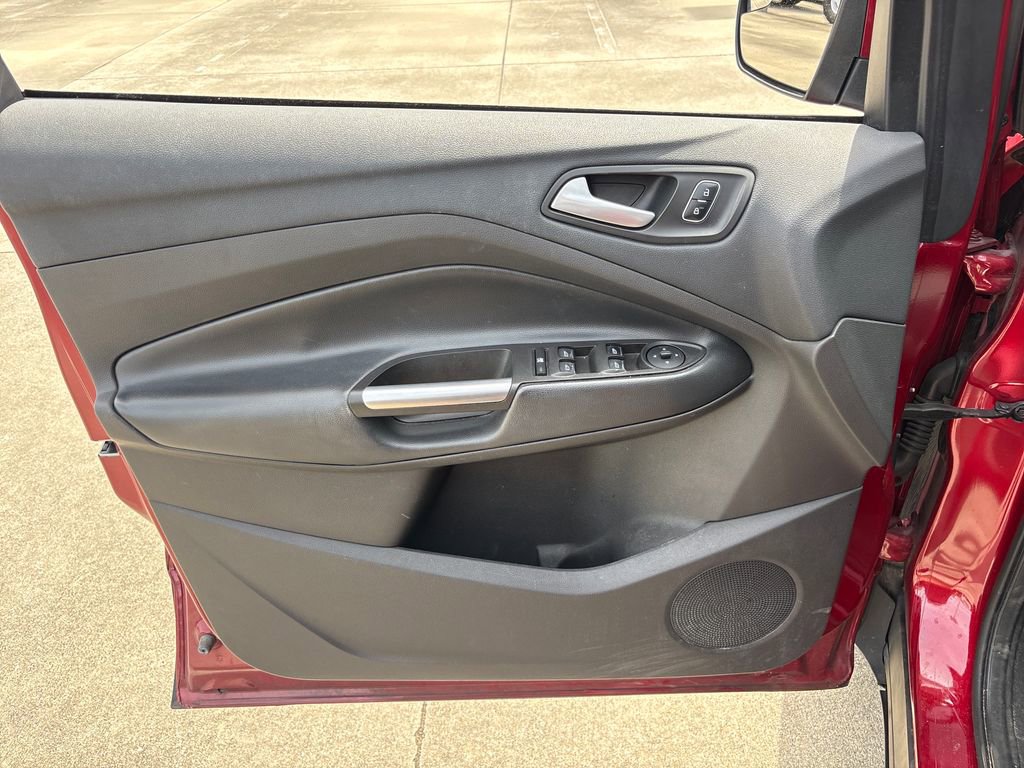 Used 2017 Ford Escape SE FWD image 15