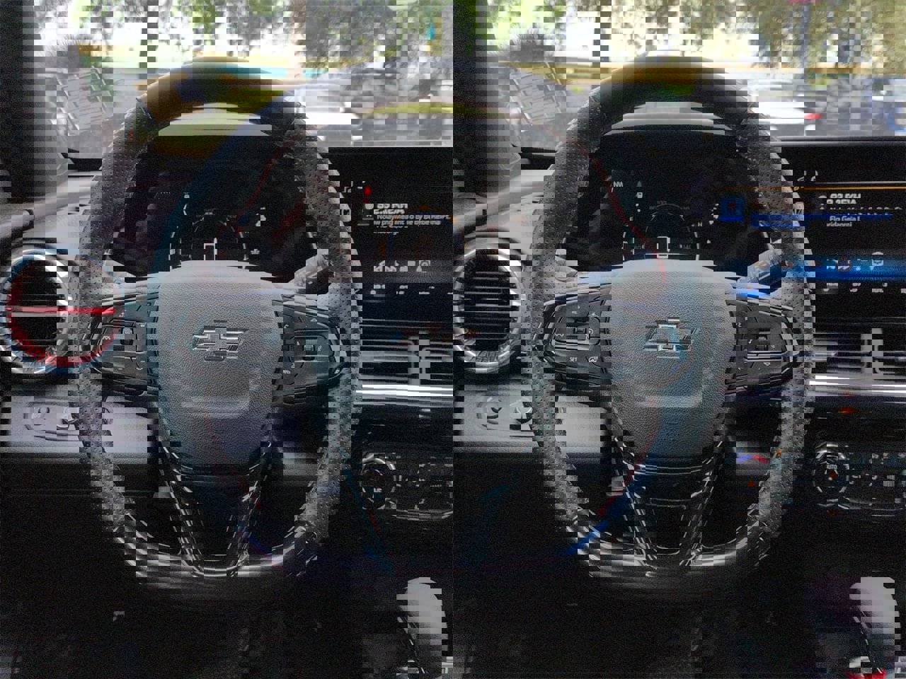 Used 2025 Chevrolet Trax RS w/ Driver Confidence Package image 11