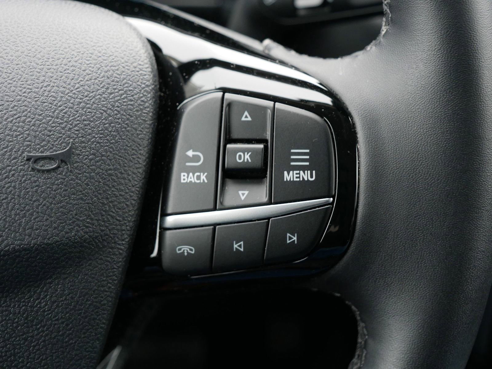 Certified 2023 Ford Escape Platinum image 33