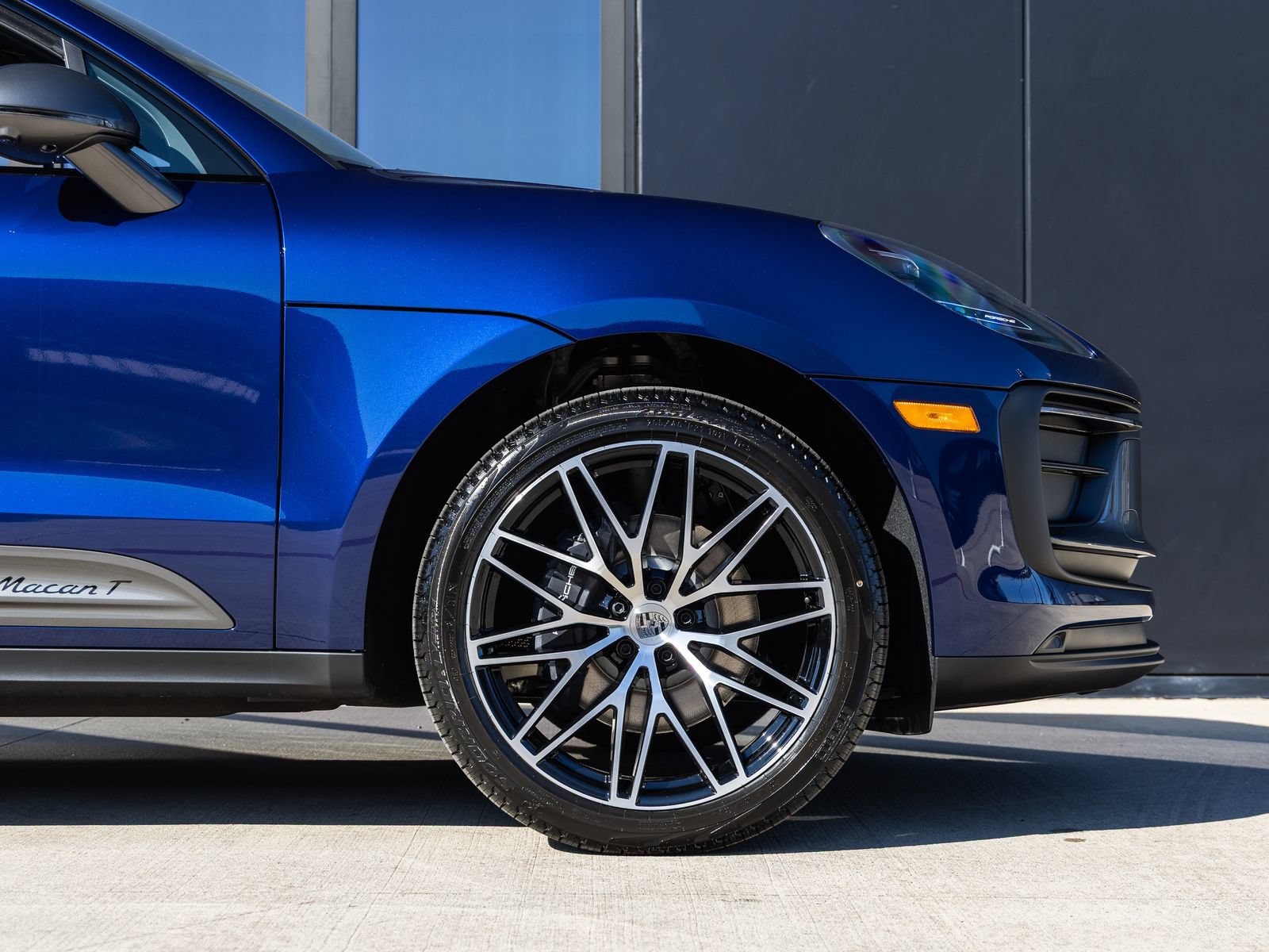 Certified 2026 Porsche Macan Turbo AWD/4WD image 13