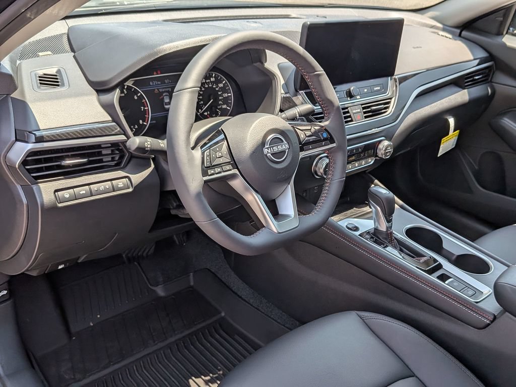 New 2026 Nissan Altima 2.5 SR w/ SR Premium Package FWD image 34