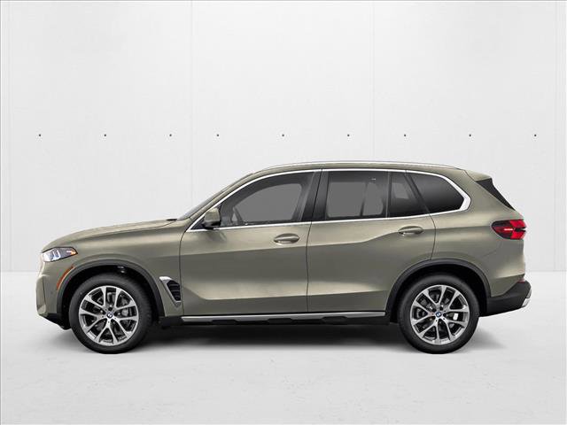New 2026 BMW X5 xDrive40i w/ M Sport Package AWD/4WD image 3