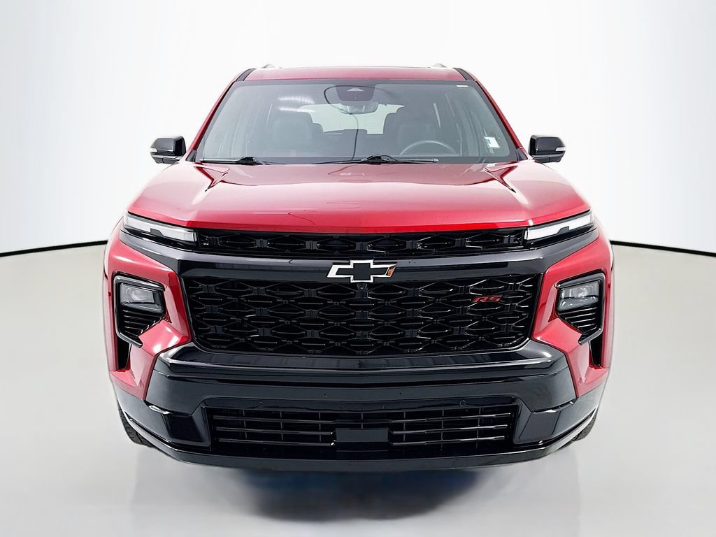 Used 2024 Chevrolet Traverse RS AWD/4WD image 2