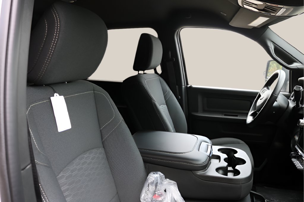 New 2027 RAM 3500 Tradesman AWD/4WD image 17