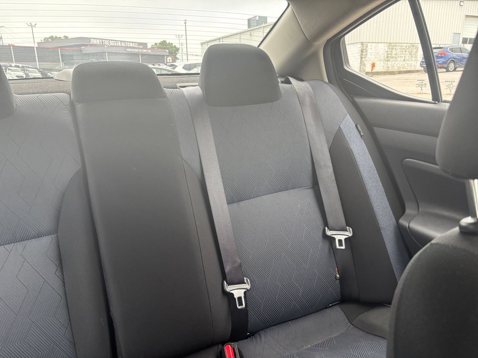 Used 2025 Nissan Versa SV FWD image 31