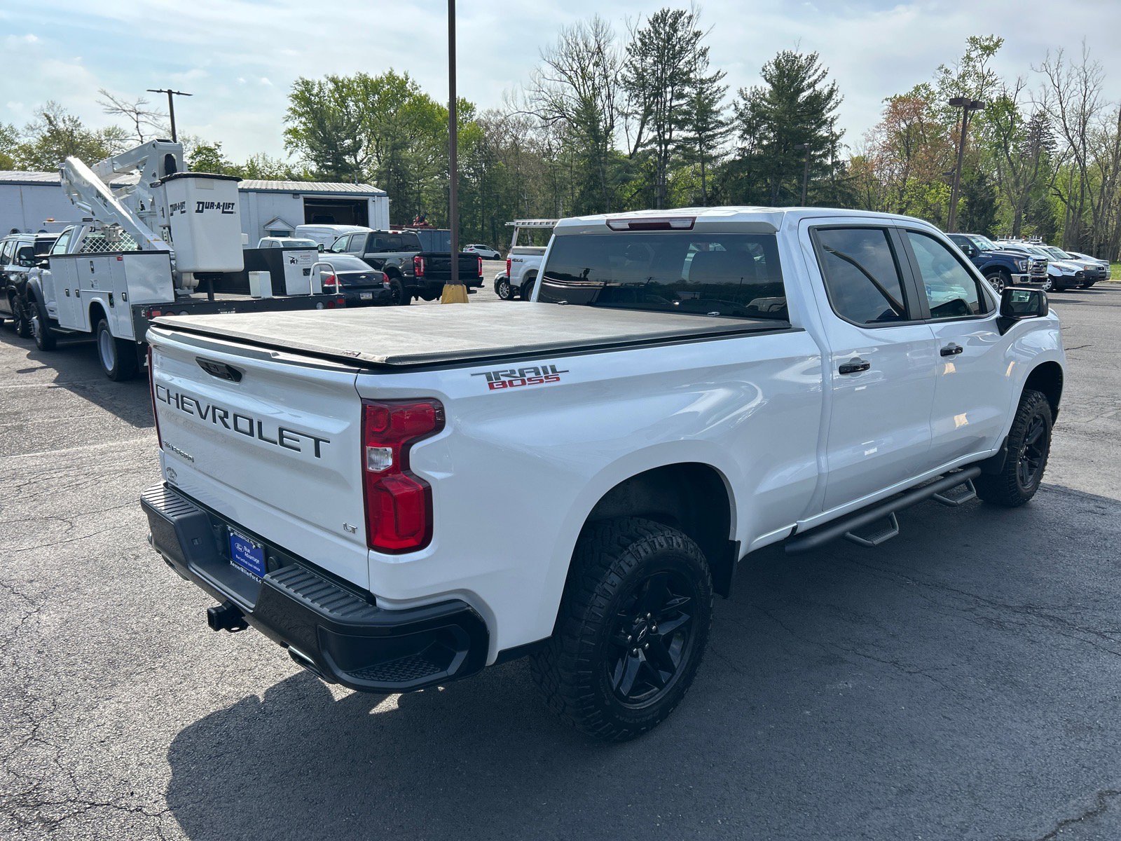 Used 2023 Chevrolet Silverado 1500 LT Trail Boss w/ Protection Package AWD/4WD image 15