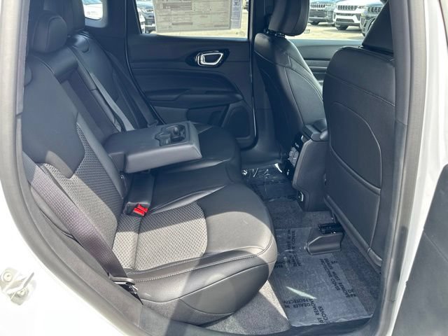 New 2026 Jeep Compass Latitude AWD/4WD image 19