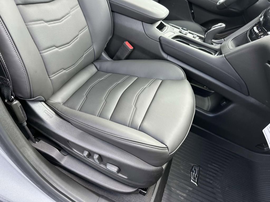 New 2025 Cadillac XT6 Sport w/ Platinum Package AWD/4WD image 9
