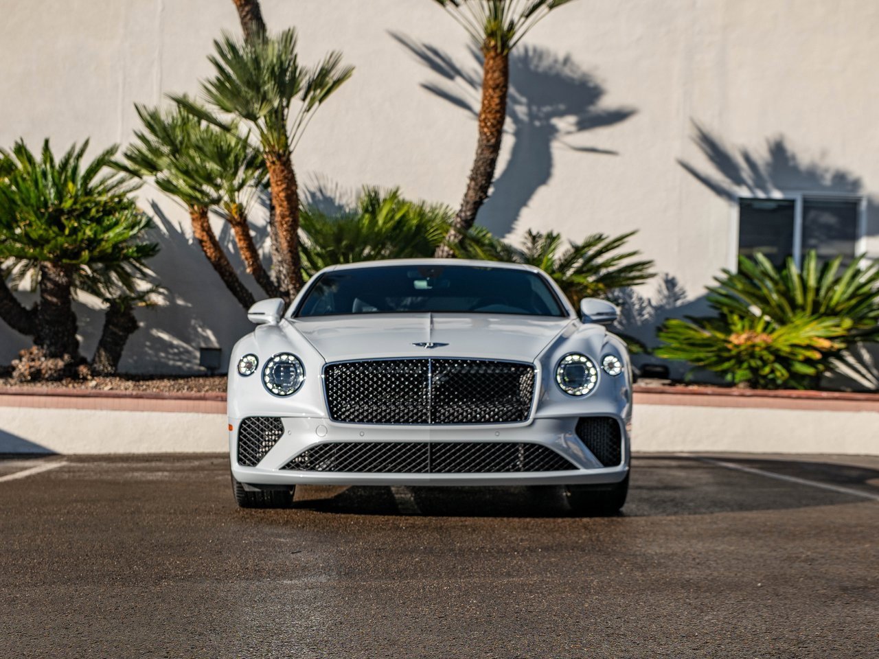 Used 2024 Bentley Continental GT image 9