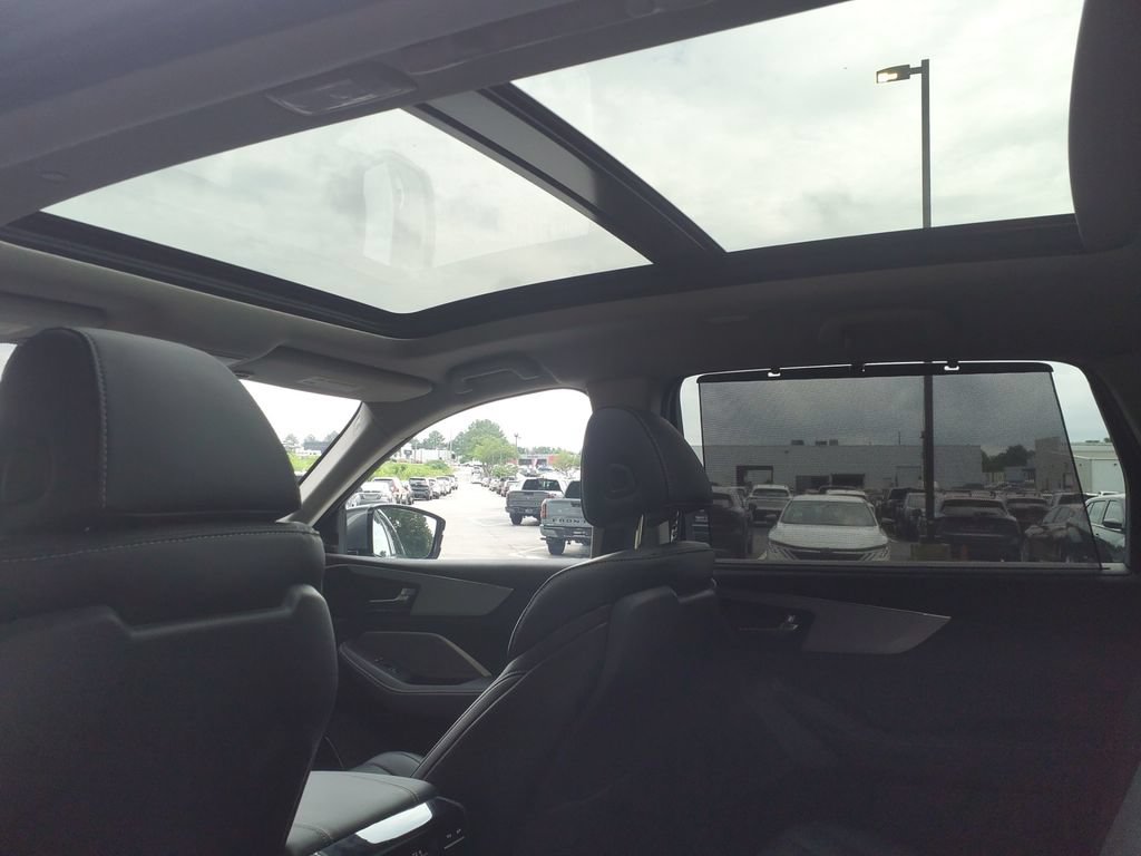 Used 2023 Acura MDX w/ Technology Package FWD image 19