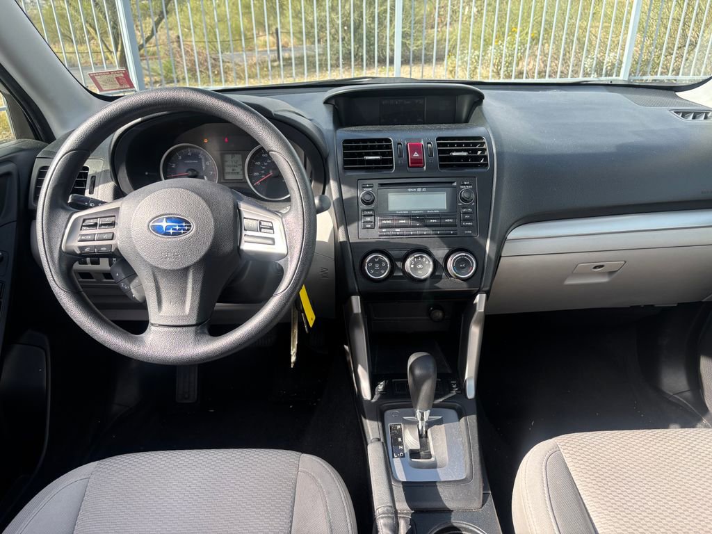 Used 2014 Subaru Forester 2.5i Premium w/ All-Weather Package image 6
