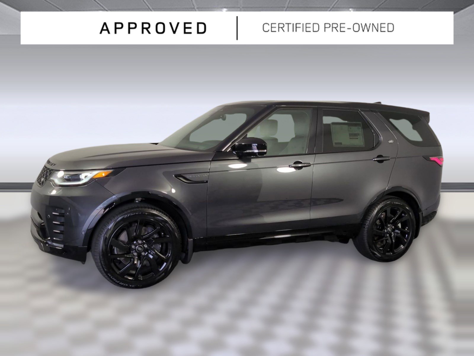 Used 2025 Land Rover Discovery Dynamic SE