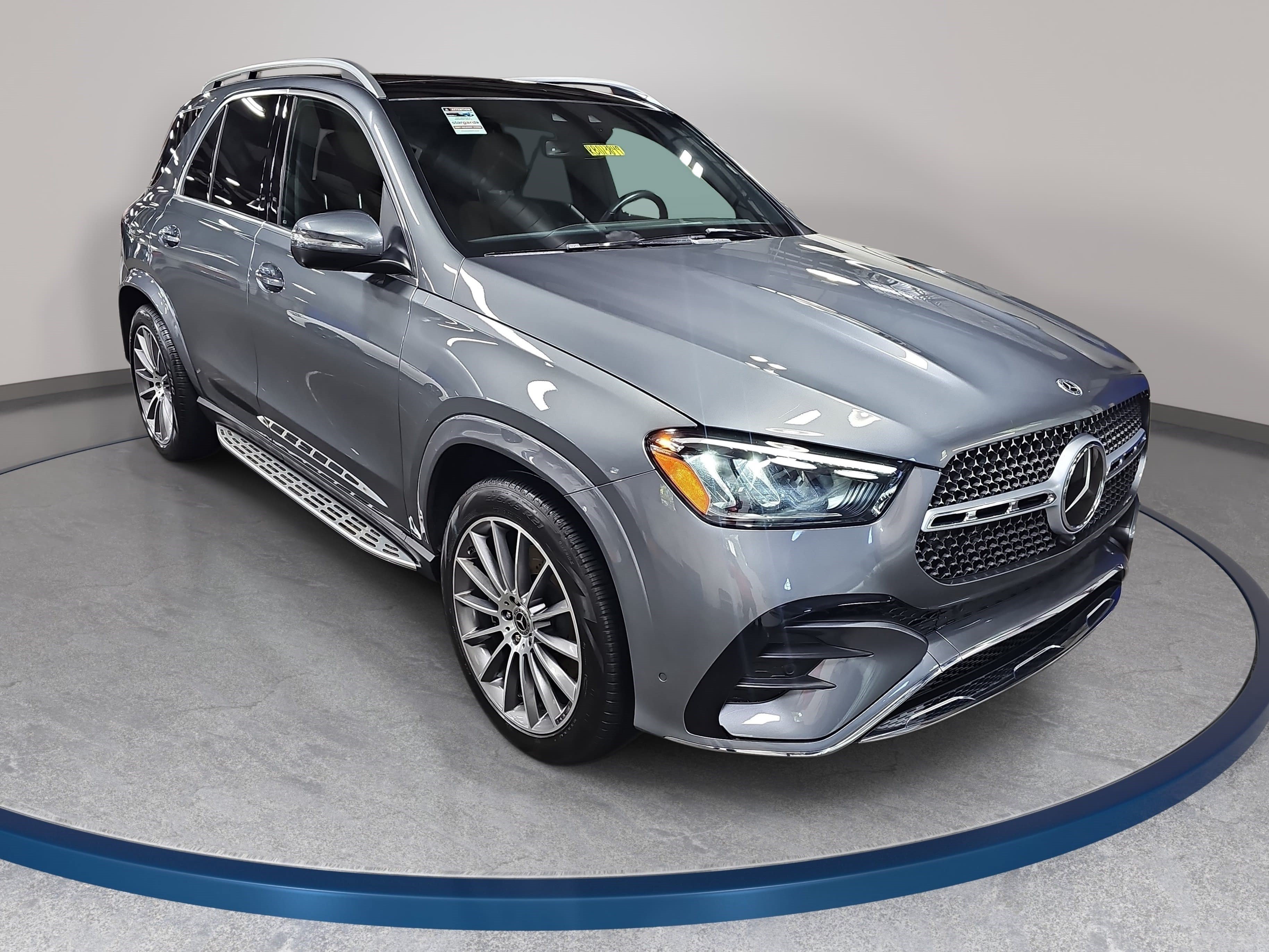Used 2024 Mercedes-Benz GLE 450 4MATIC image 3