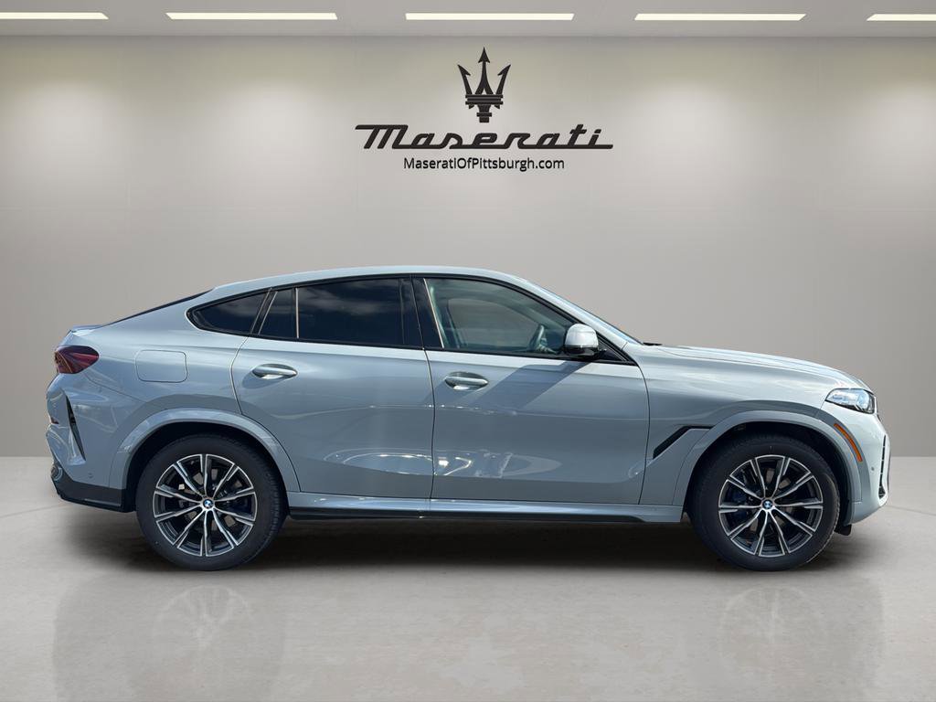 Used 2026 BMW X6 xDrive40i AWD/4WD image 4