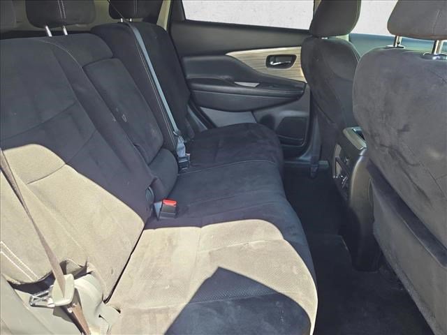 Used 2018 Nissan Murano SV FWD image 19
