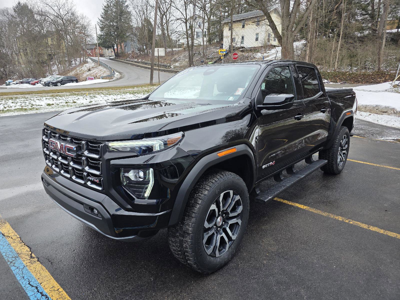 Used 2024 GMC Canyon AT4 w/ Canyon Safety Plus Package image 4