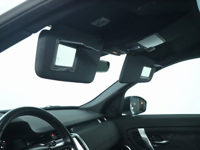 Used 2023 Land Rover Discovery Sport S image 20