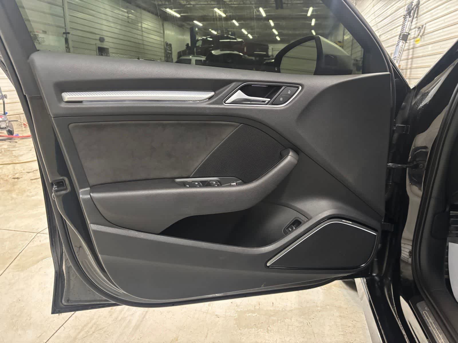 Used 2018 Audi RS 3 image 11