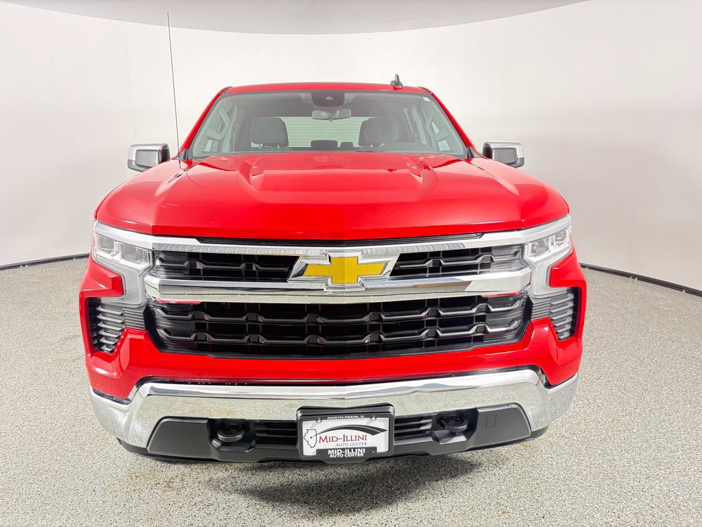 Used 2024 Chevrolet Silverado 1500 LT AWD/4WD image 10