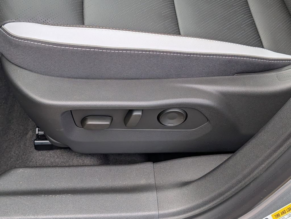 New 2026 Buick Envision Sport Touring AWD/4WD image 9