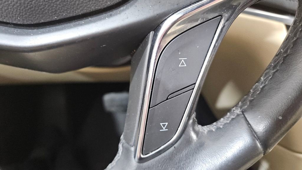 Used 2019 Cadillac XT5 Premium Luxury w/ Driver Assist Package image 20