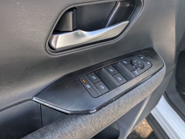 New 2026 Nissan Kicks SV image 16