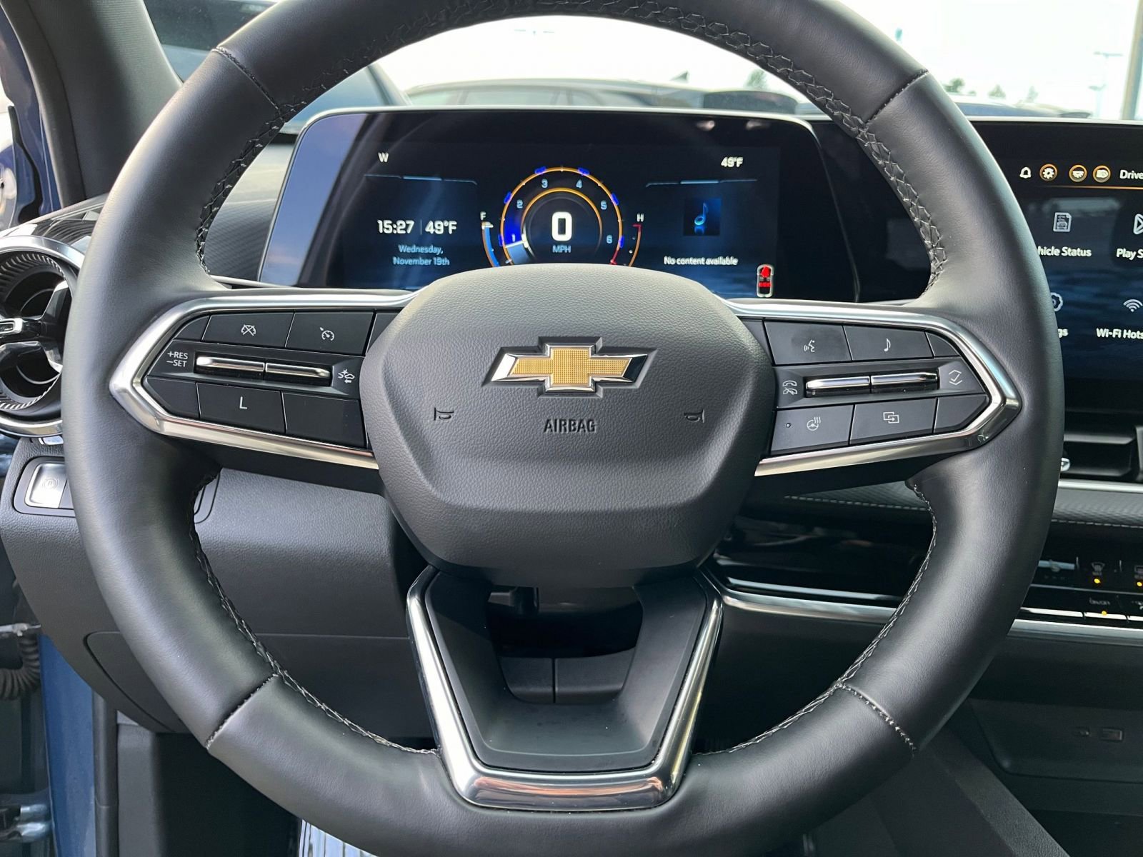 Used 2025 Chevrolet Equinox LT image 28