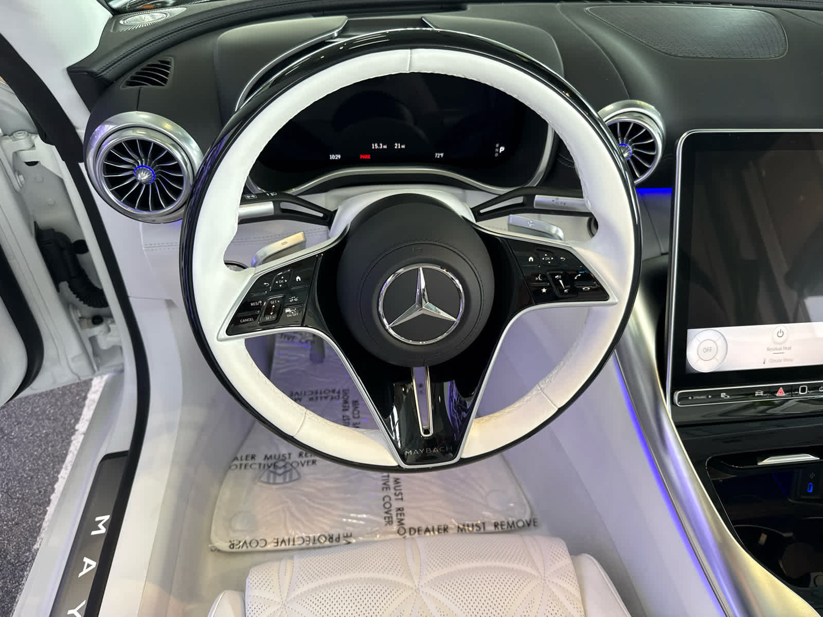 New 2026 Mercedes-Benz Maybach SL 680 image 10