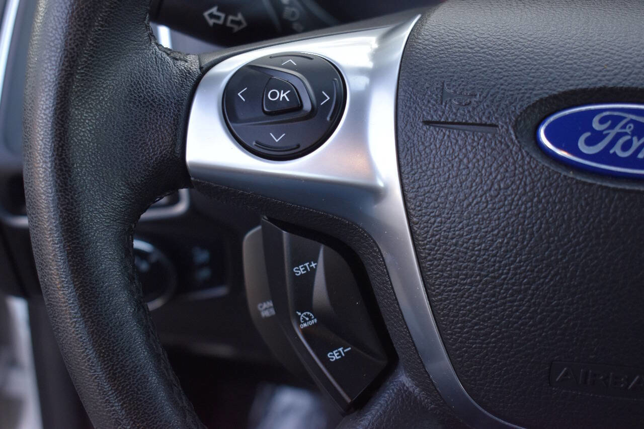 Used 2014 Ford Focus Titanium image 20