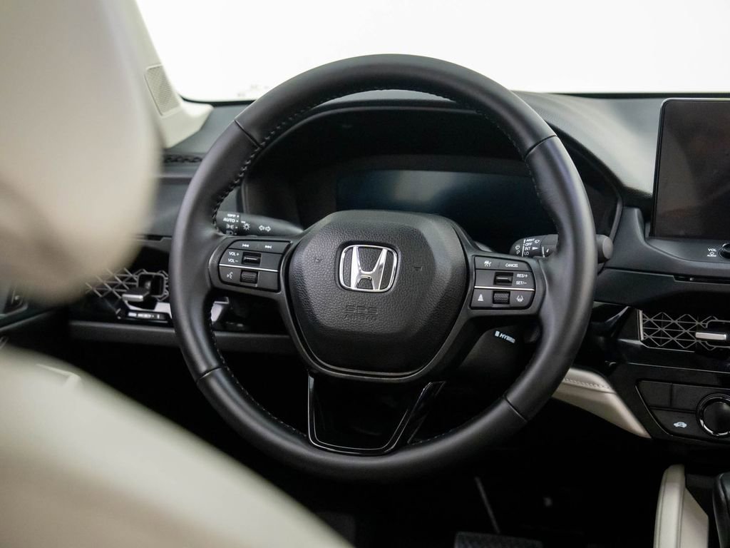 Certified 2025 Honda Accord EX-L image 10