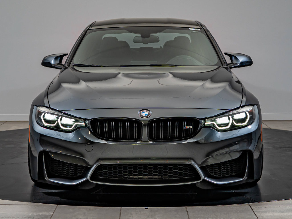 Used 2018 BMW M3 RWD image 2