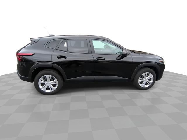 Used 2024 Chevrolet Trax LS image 9