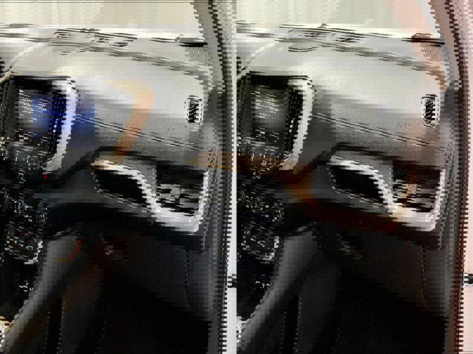 Used 2022 GMC Terrain Denali image 13