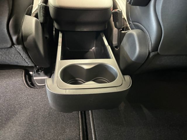 New 2026 Chrysler Pacifica Limited w/ S Appearance Package image 17