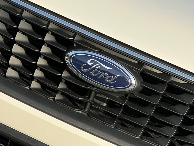 New 2026 Ford Escape SE FWD image 3