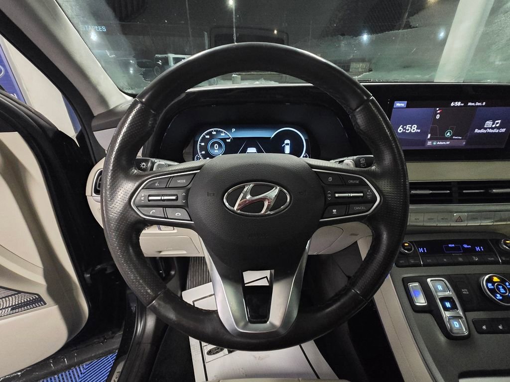 Used 2021 Hyundai Palisade Calligraphy image 14