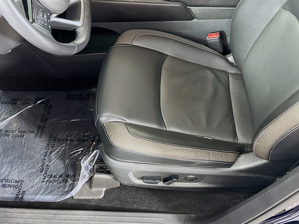 Used 2022 Nissan Pathfinder SL w/ SL Black Package image 28