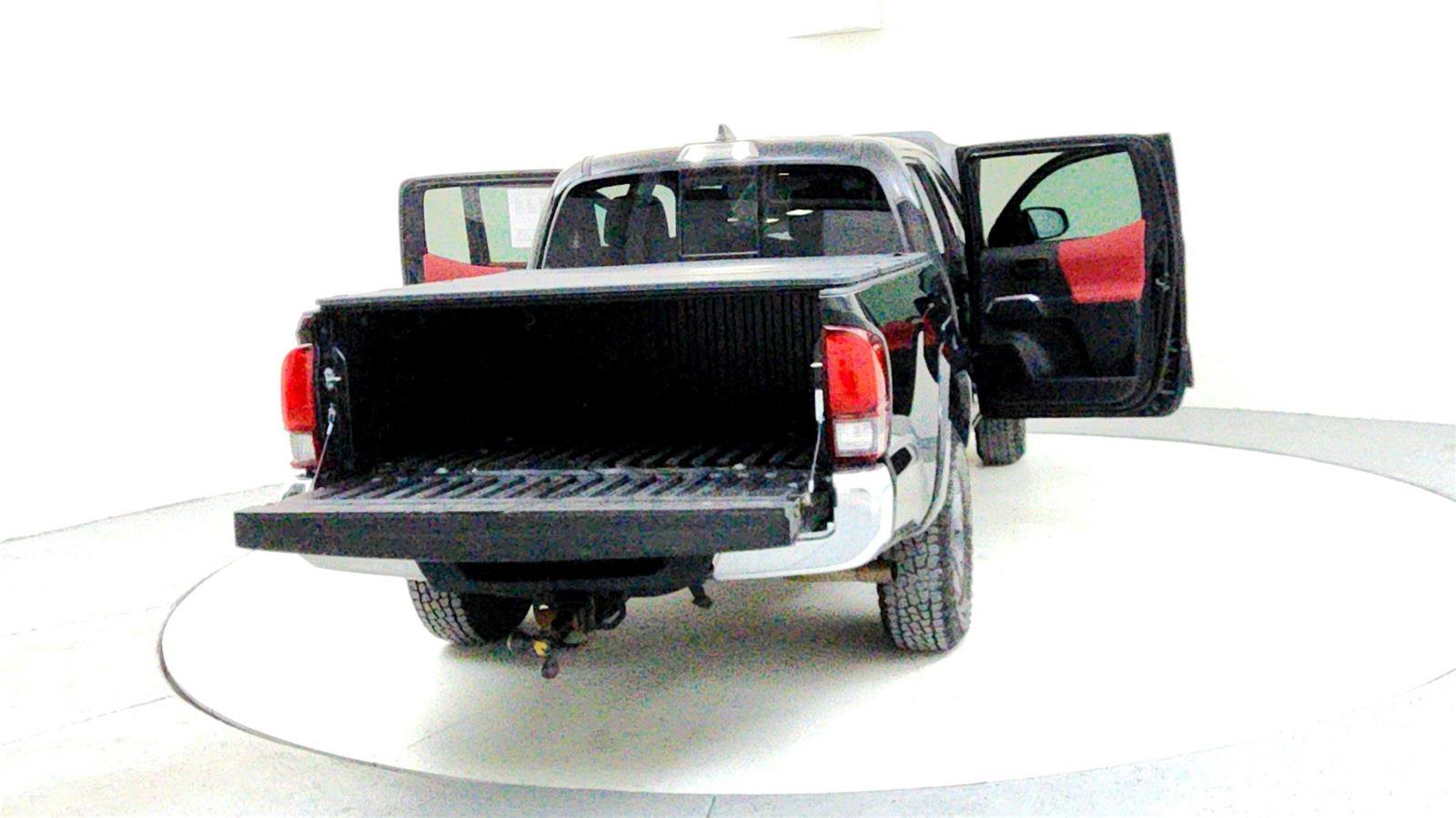Certified 2021 Toyota Tacoma SR5 image 11