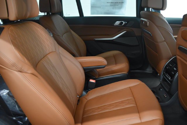 New 2027 BMW X7 M60i AWD/4WD image 17